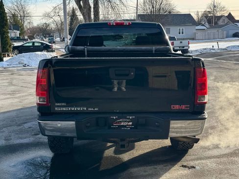 Used 2011 GMC Sierra 1500 SLE w/ Power Tech Package image 16