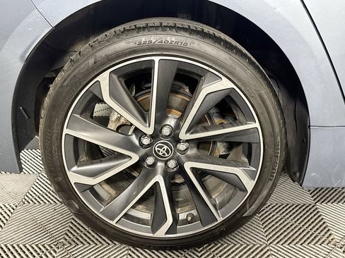 Used 2020 Toyota Corolla SE image 32