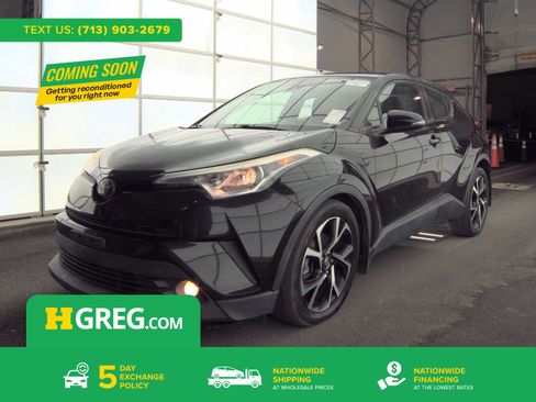 Used 2018 Toyota C-HR XLE image 1