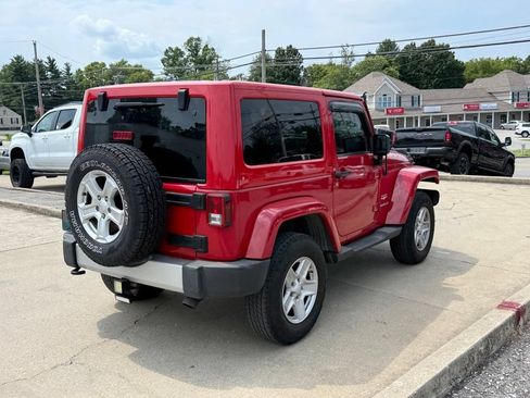 Used 2012 Jeep Wrangler Sahara w/ Connectivity Group AWD/4WD image 6