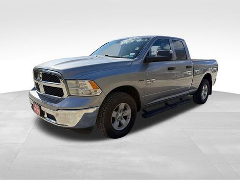 Used 2022 RAM 1500 Classic SLT w/ Trailer Tow Group AWD/4WD image 7