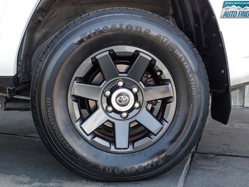 Used 2021 Toyota 4Runner Trail Special Edition AWD/4WD image 25