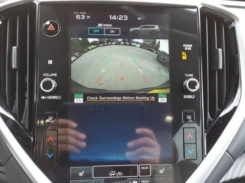 Used 2025 Subaru Ascent Premium AWD/4WD image 16