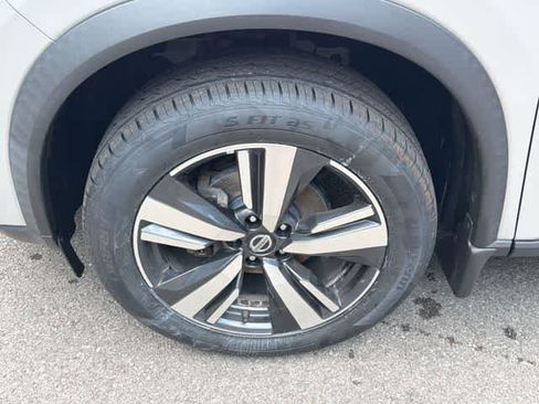 Used 2021 Nissan Rogue SL w/ Premium Package AWD/4WD image 5