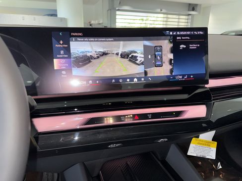 New 2026 BMW i5 eDrive40 w/ M Sport Package RWD image 19