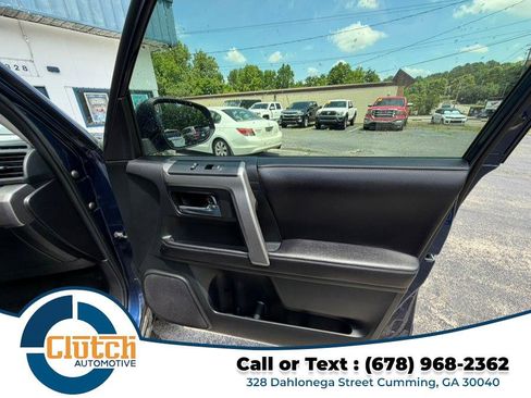Used 2016 Toyota 4Runner 4WD SR5 Premium image 17