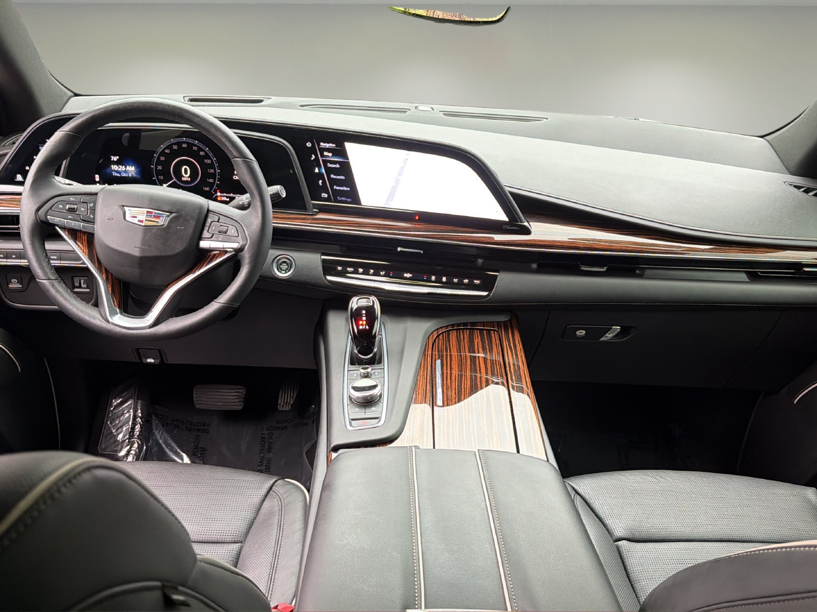Used 2021 Cadillac Escalade ESV Premium Luxury AWD/4WD image 16