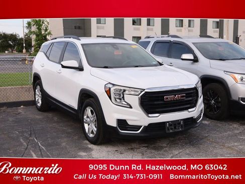 Used 2022 GMC Terrain SLE w/ Driver Convenience Package FWD image 1