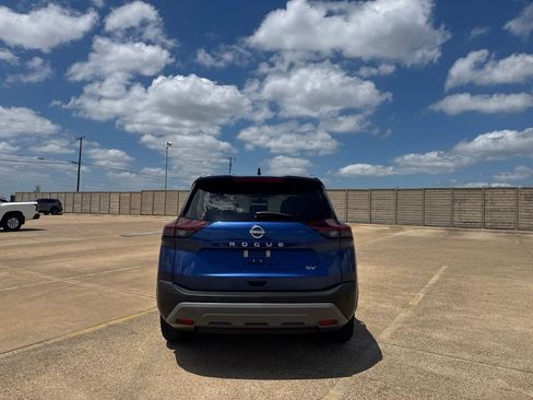 Certified 2023 Nissan Rogue SV w/ SV Premium B Package FWD image 19