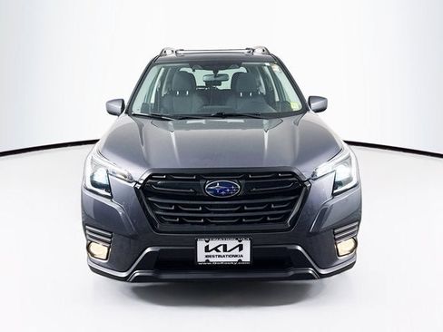 Used 2023 Subaru Forester Premium AWD/4WD image 2