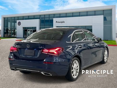 Used 2019 Mercedes-Benz A 220 A 220 w/ Premium Package image 7