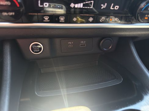 Used 2021 Nissan Rogue SV AWD/4WD image 20