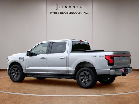 Used 2025 Ford F150 Lightning Lariat AWD/4WD image 7