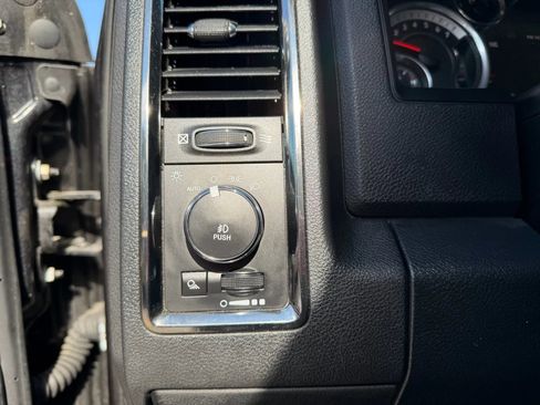 Used 2016 RAM 1500 Sport w/ Black Ram 1500 Sport Group image 13