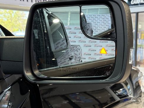Used 2025 RAM 1500 Laramie image 7