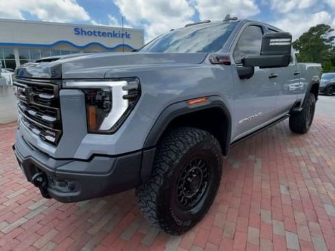 Used 2024 GMC Sierra 2500 AT4X w/ AT4X AEV Edition AWD/4WD image 5