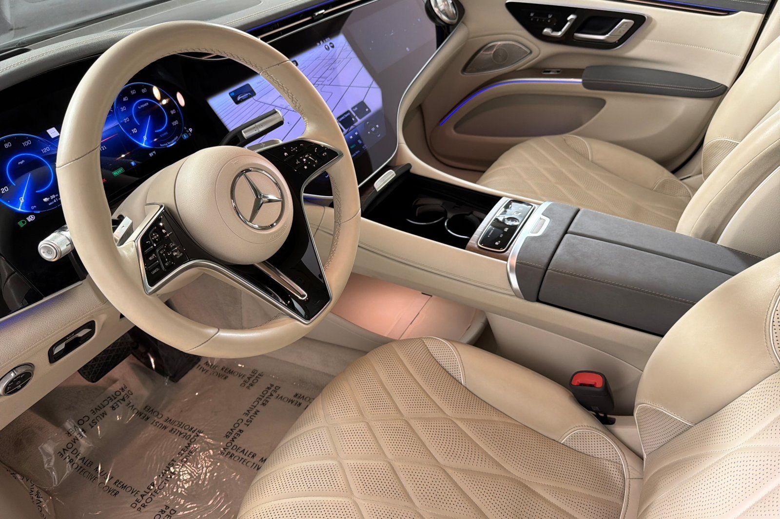 Used 2022 Mercedes-Benz EQS 580 4MATIC Sedan w/ Pinnacle Trim Package image 9