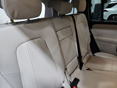 New 2026 Mercedes-Benz GLB 250 image 12