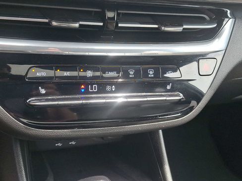 Certified 2024 Buick Envista Sport Touring FWD image 16