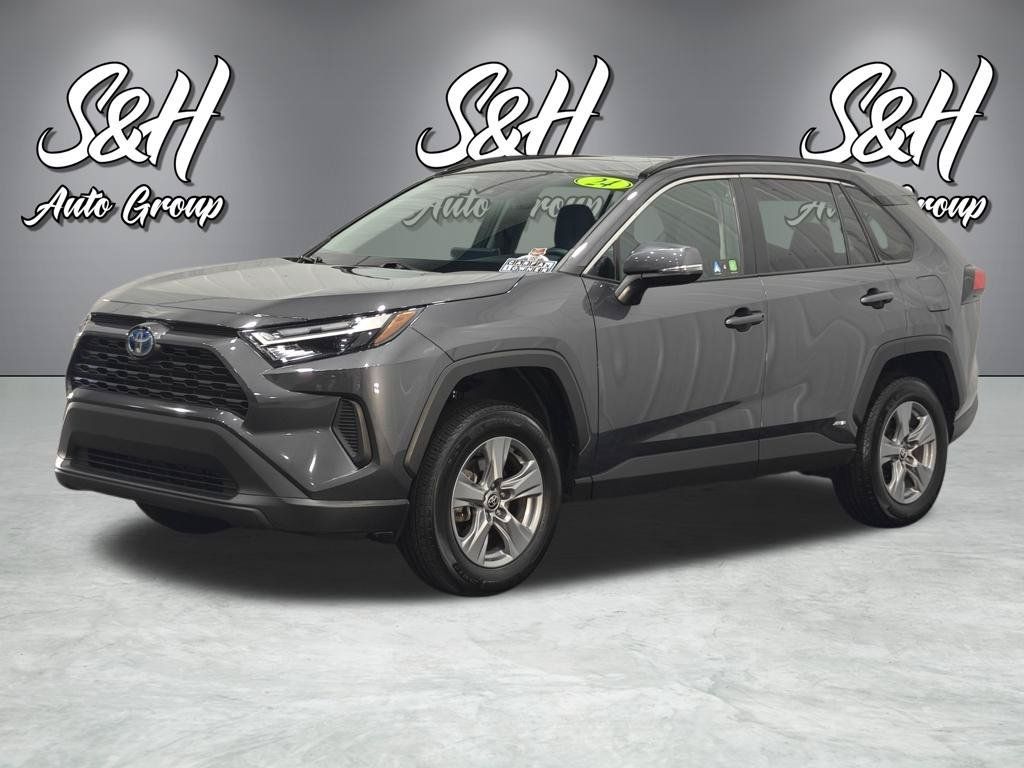 Used 2024 Toyota RAV4 XLE w/ Convenience Package AWD/4WD image 13