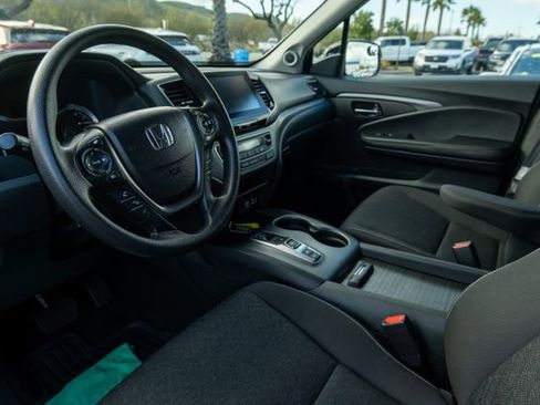 Certified 2023 Honda Ridgeline Sport image 12