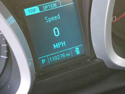 Used 2017 Chevrolet Equinox LT w/ Convenience Package image 12