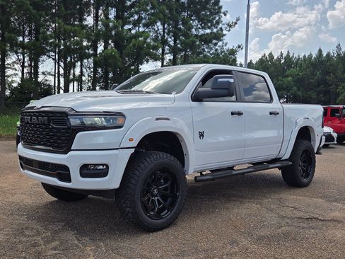 New 2026 RAM 1500 Big Horn AWD/4WD image 1