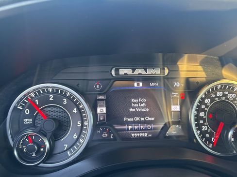 Used 2023 RAM 1500 Laramie image 25