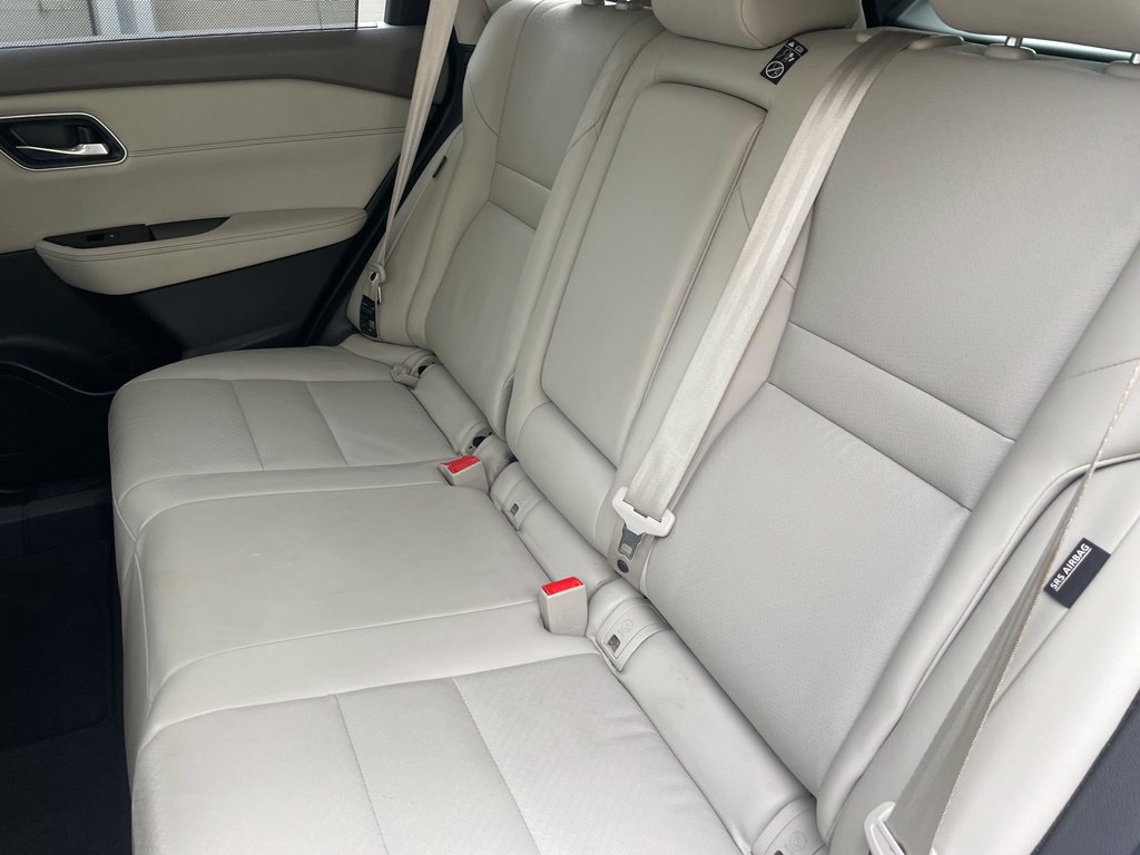 Certified 2023 Nissan Rogue SV w/ SV Premium B Package AWD/4WD image 8