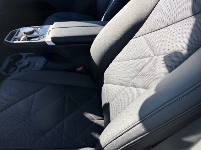 Certified 2024 BMW iX xDrive50 w/ Sport Package AWD/4WD image 8
