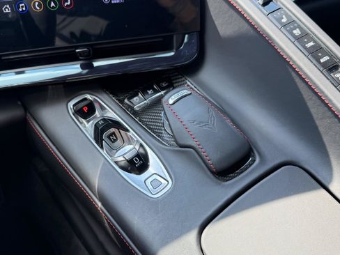 Used 2023 Chevrolet Corvette Stingray Premium Conv w/ Z51 Performance Package RWD image 21
