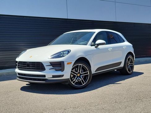 Certified 2021 Porsche Macan AWD/4WD image 1