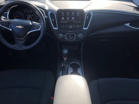 Used 2023 Chevrolet Malibu RS image 19