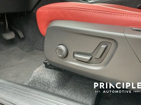 Certified 2021 Volvo XC40 T4 Inscription w/ Climate Package image 23