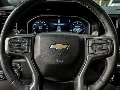 Used 2023 Chevrolet Silverado 1500 High Country w/ High Country Premium Package AWD/4WD image 21