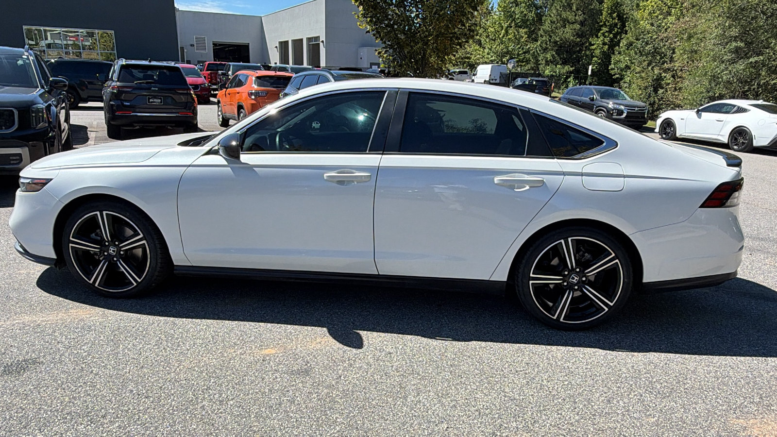 Used 2024 Honda Accord Sport image 11