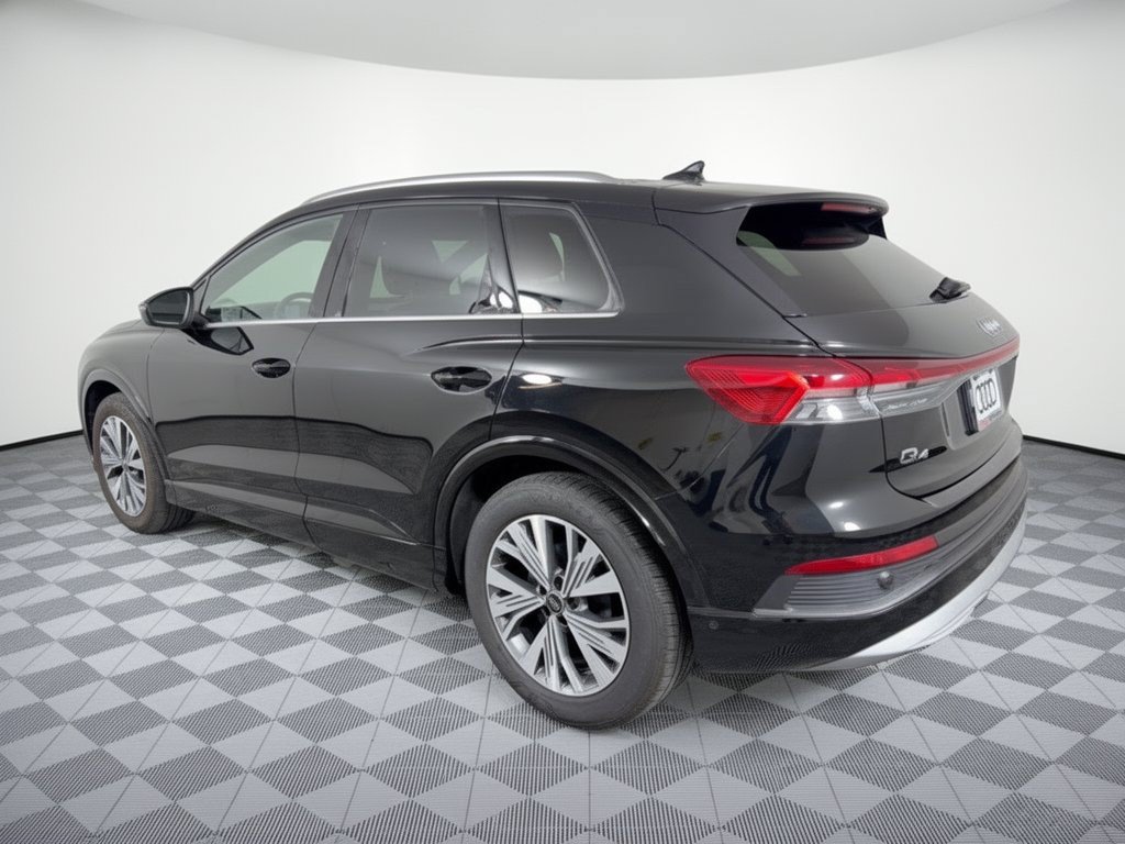 Used 2023 Audi Q4 e-tron Premium Plus RWD image 3