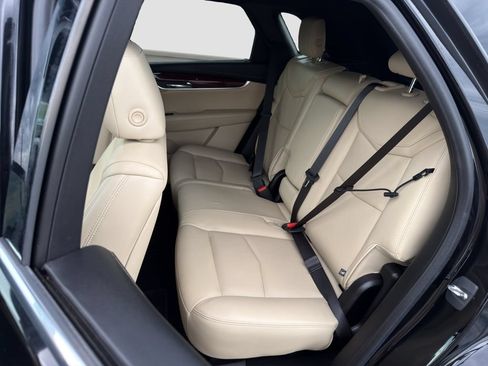 Used 2019 Cadillac XT5 Luxury FWD image 13