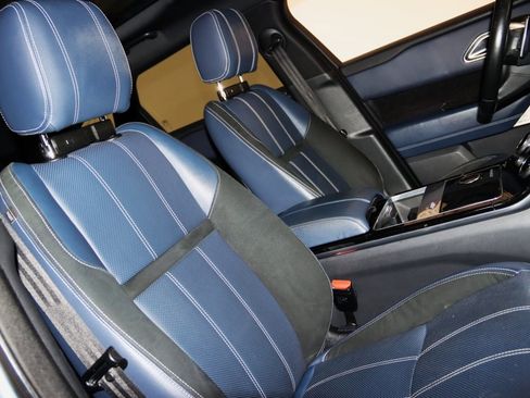 Used 2020 Land Rover Range Rover Velar R-Dynamic S image 57