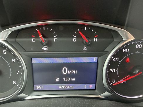 Used 2024 GMC Terrain SLT w/ Elevation Edition FWD image 15
