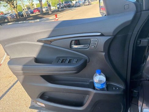 Used 2021 Honda Passport Elite image 16