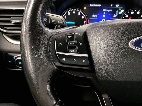 Used 2020 Ford Explorer XLT w/ Equipment Group 202A image 17