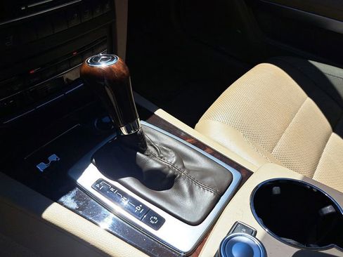 Used 2011 Mercedes-Benz E 350 Cabriolet image 15