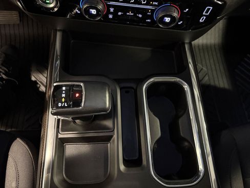 Used 2022 Chevrolet Silverado 1500 LT AWD/4WD image 22