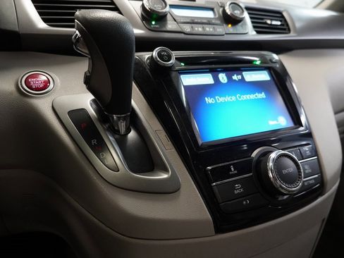 Used 2014 Honda Odyssey EX-L image 21