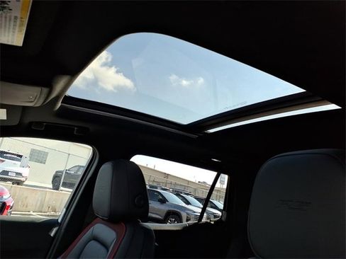 New 2026 Chevrolet Equinox RS w/ Convenience Package III image 8