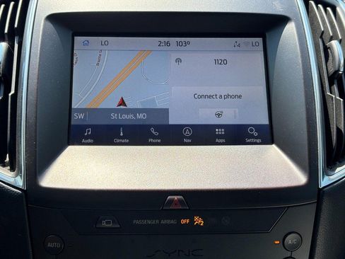 Used 2020 Ford Edge Titanium w/ Equipment Group 301A FWD image 22