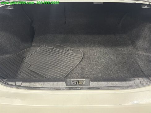 Used 2017 Subaru Legacy 2.5i w/ Alloy Wheel Package AWD/4WD image 15