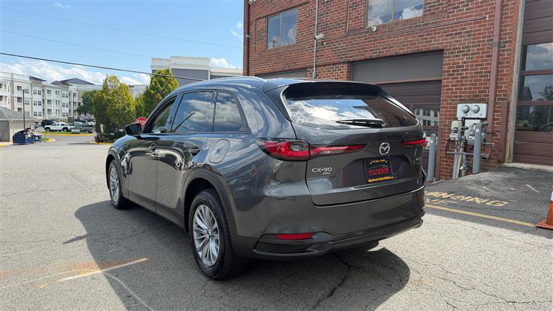 Used 2024 MAZDA CX-90 3.3 Turbo w/ Preferred Plus AWD/4WD image 10