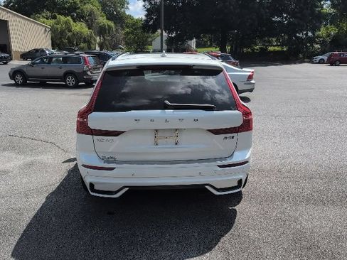 Used 2024 Volvo XC60 B5 Plus w/ Protection Package Premier AWD/4WD image 6